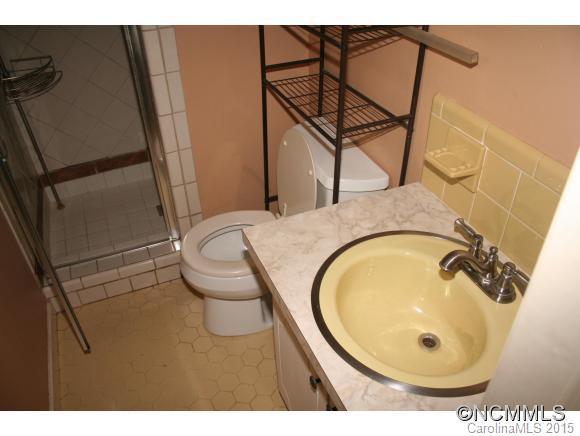 224 Castleton Lane - Photo 13