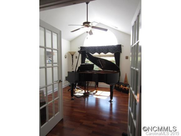 133 Outlook Circle - Photo 9