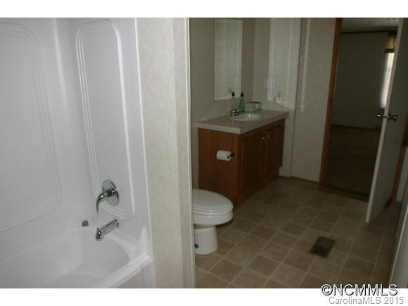 2086 NC 9 Hwy - Photo 17