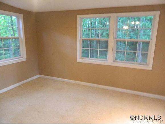 276 Timberlane Drive - Photo 5