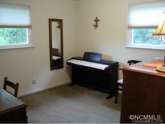 211 Hatley Drive - Photo 8