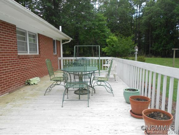 195 Valleyview - Photo 18