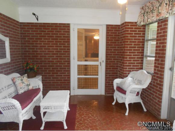195 Valleyview - Photo 19