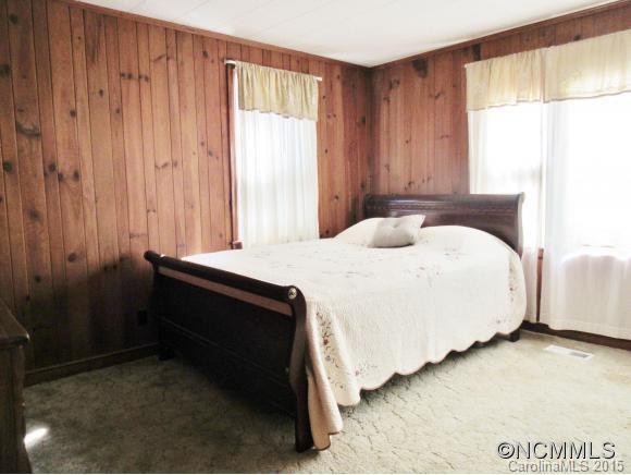 810 CAROLINA AVENUE - Photo 7