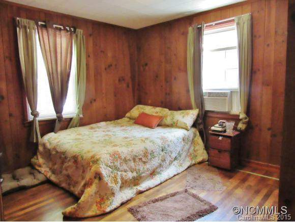 810 CAROLINA AVENUE - Photo 8