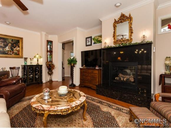 558 Summerfield Place - Photo 5