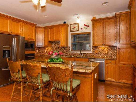 558 Summerfield Place - Photo 8