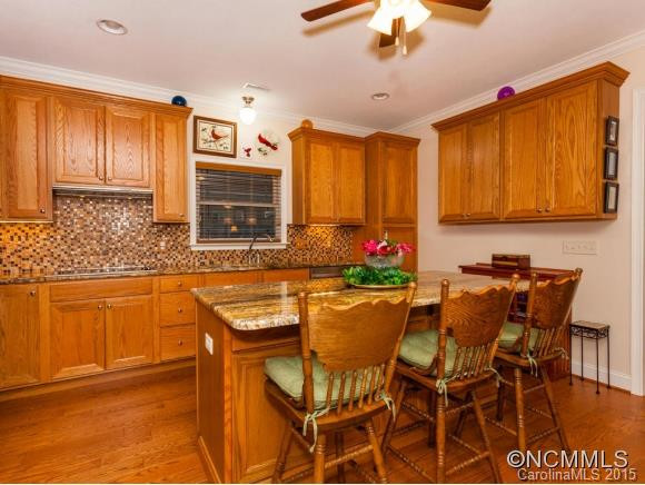 558 Summerfield Place - Photo 9