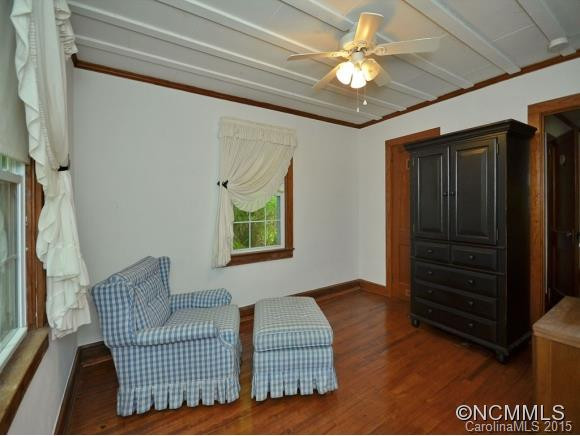 2627 WHITE OAK ROAD - Photo 9