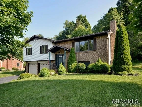 61 Braddock Way
