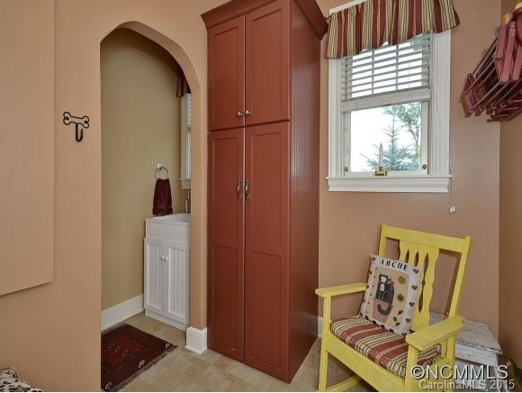 79 SUMMIT HILL DRIVE - Photo 17