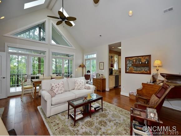 79 SUMMIT HILL DRIVE - Photo 8