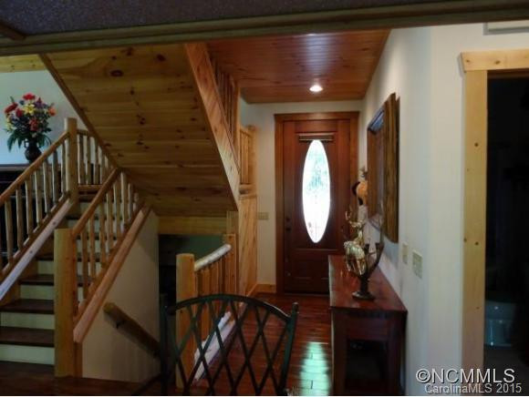 1631 Rabbit Hop Road - Photo 4