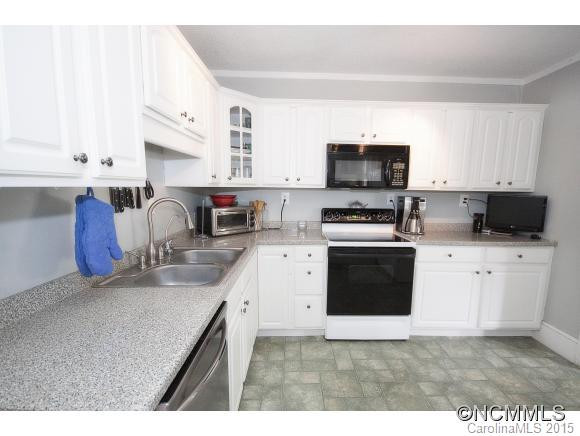 210 Laurel Loop - Photo 6