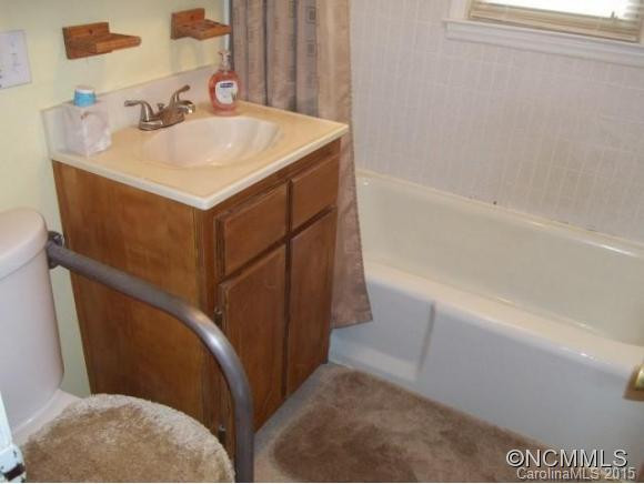 231 Airline Drive - Photo 11