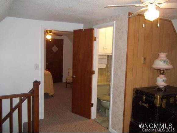 231 Airline Drive - Photo 14