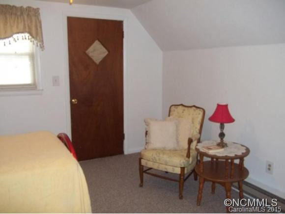 231 Airline Drive - Photo 18