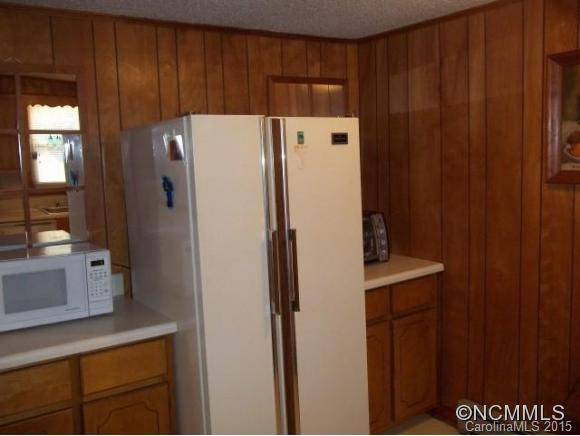 231 Airline Drive - Photo 6