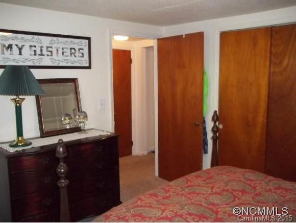 231 Airline Drive - Photo 9