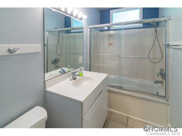 2 Sunrise Terrace - Photo 14