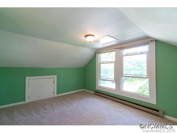 2 Sunrise Terrace - Photo 16