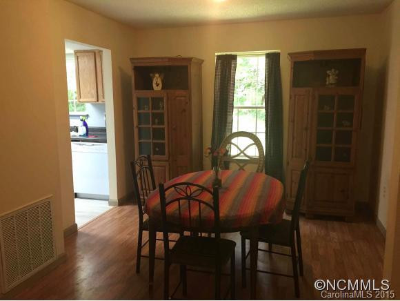 16 TownView Drive - Photo 5