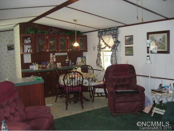 195 Hughes Road - Photo 10