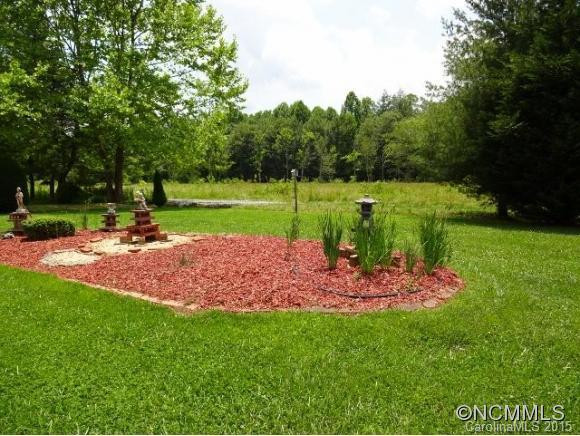 221 MISTY LANE - Photo 14