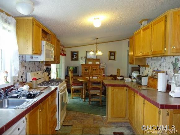 221 MISTY LANE - Photo 6