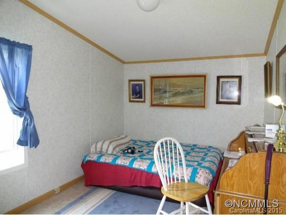 221 MISTY LANE - Photo 9