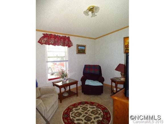 221 MISTY LANE - Photo 10