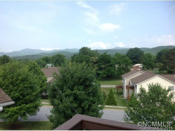 35 E. Danbury Lane - Photo 22