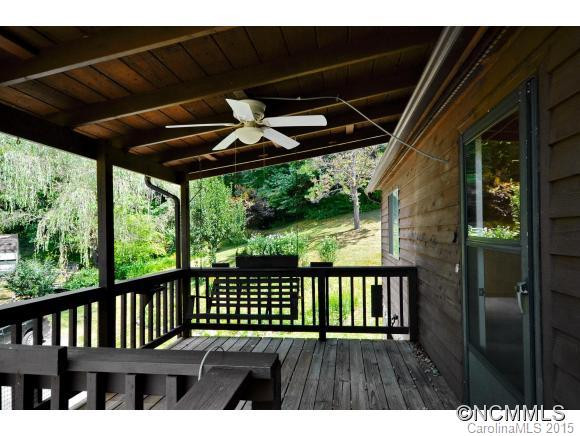 1078 Maple Springs Drive - Photo 2