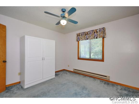 1078 Maple Springs Drive - Photo 12