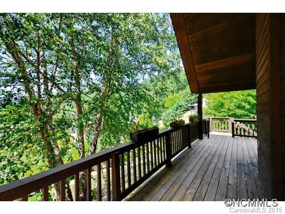 1078 Maple Springs Drive - Photo 3
