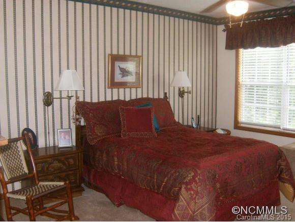661 East Park Place - Photo 12