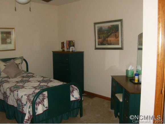 661 East Park Place - Photo 13