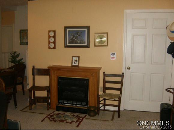 661 East Park Place - Photo 16