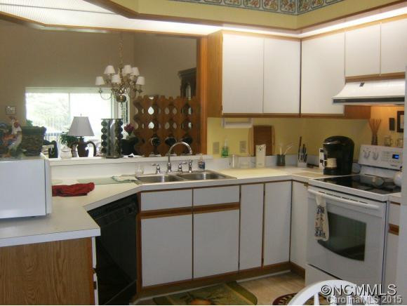 661 East Park Place - Photo 8