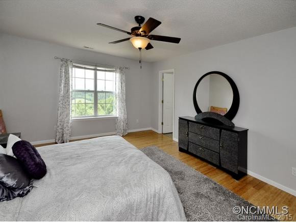 182 SELBY DRIVE - Photo 12