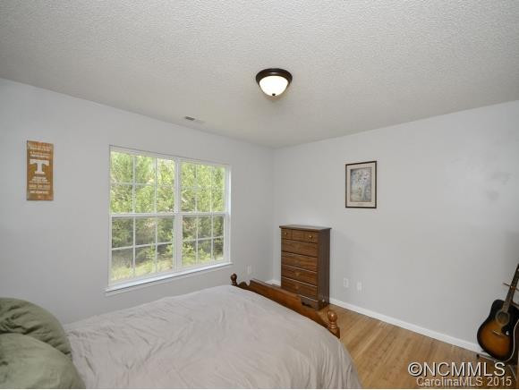 182 SELBY DRIVE - Photo 14
