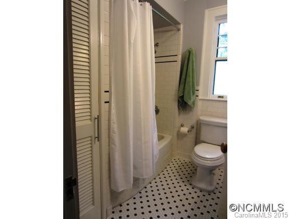 208 Pearson - Photo 18