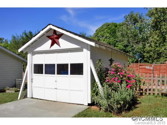879 Sand Hill Road - Photo 14
