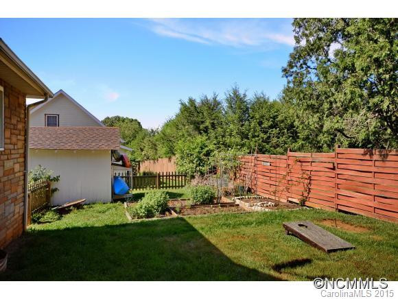 879 Sand Hill Road - Photo 15