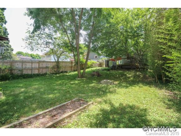 10 Temple Ave - Photo 11