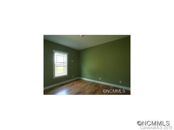 270 Tryon View Dr. - Photo 11