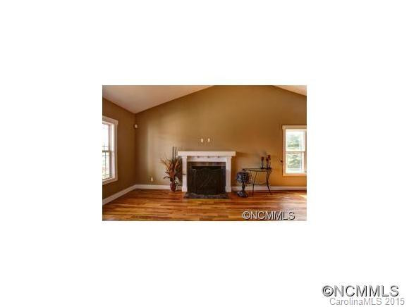 270 Tryon View Dr. - Photo 5