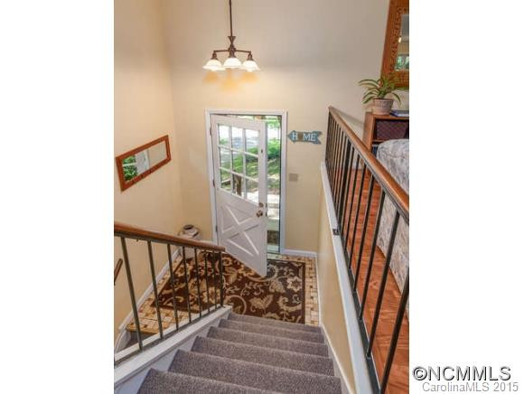6 Botany View Court - Photo 2