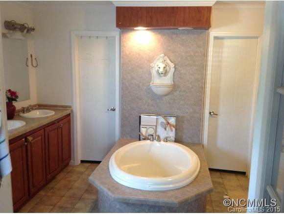 182 Lamonda Drive - Photo 4