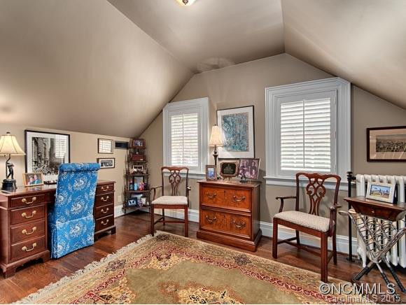 2 STUYVESANT ROAD - Photo 14